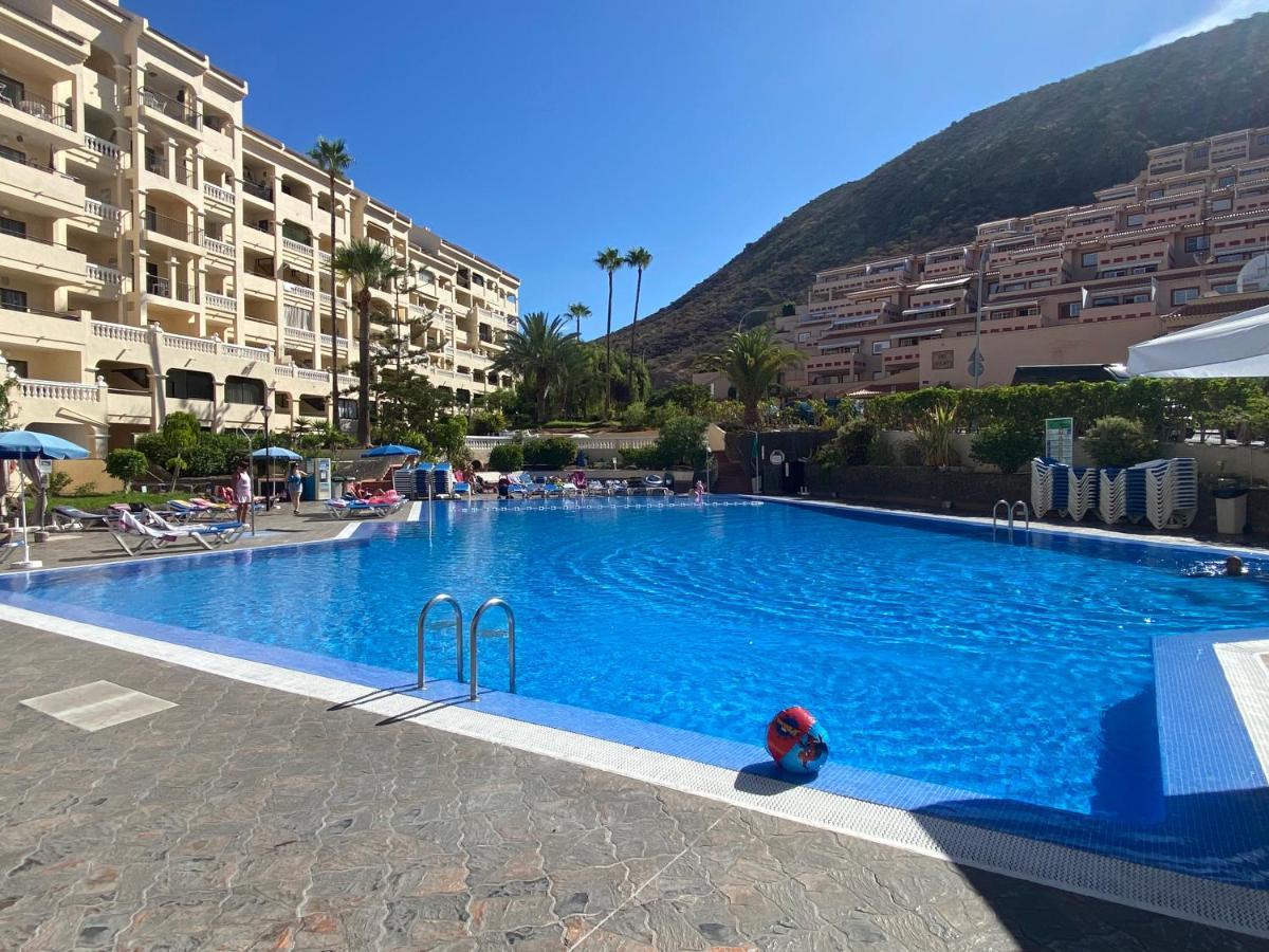 Top Floor, Panoramic Studio, Heated Pool Лос-Крістіанос Екстер'єр фото